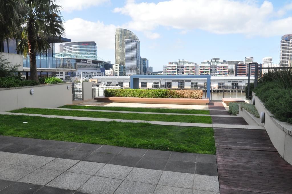 Apartments Melbourne Domain - New Quay Docklands Eksteriør billede